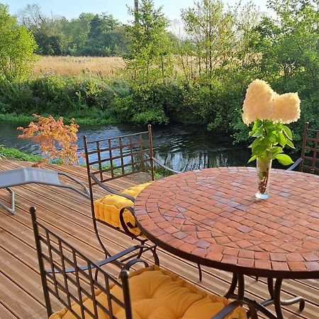 Au Bord De L'Eau Pres A13 Deauville Honfleur Rouen Saint-Philbert-sur-Risle Екстериор снимка