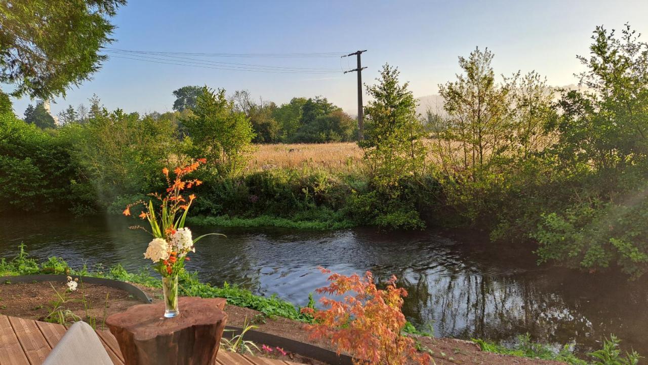 Au Bord De L'Eau Pres A13 Deauville Honfleur Rouen Saint-Philbert-sur-Risle Екстериор снимка